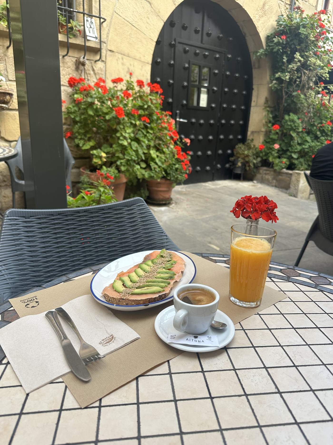 Tosta de salmón y aguacate del Hotel Palacete