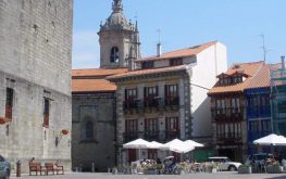 Fuenterrabía Plaza de Armas y Castillo de Carlos V